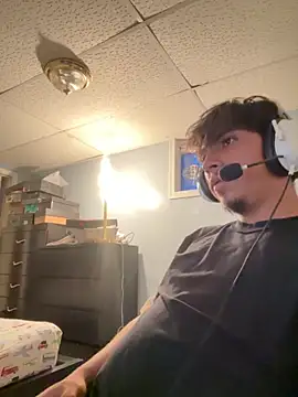 Snapshot of meximaloo1 chatting on 09-15-25, 10:54 meximaloo1 online show from 09-15-25, 10:54