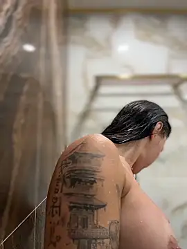 JulliaVegas online show from 04-01-26, 02:01