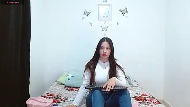 littleshydoll online show from 02-12-26, 01:11