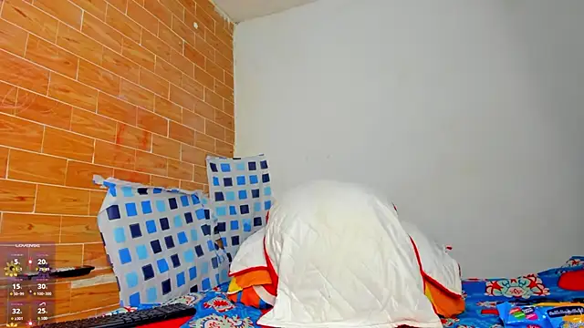 Snapshot of yonsol_abril chatting on 02-09-25, 04:50 yonsol abril online show from 02-09-25, 04:50