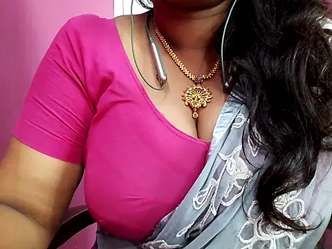 Snapshot of Tamilsathya2024 chatting on 03-09-25, 02:39 Tamilsathya2024 online show from 03-09-25, 02:39