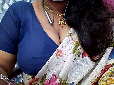 Snapshot of Tamilsathya2024 chatting on 03-11-25, 02:10 Tamilsathya2024 online show from 03-11-25, 02:10