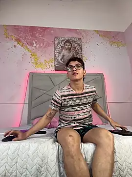 Snapshot of JACK_BLOSSOM_ chatting on 12-22-24, 11:44 JACK BLOSSOM online show from 12-22-24, 11:44