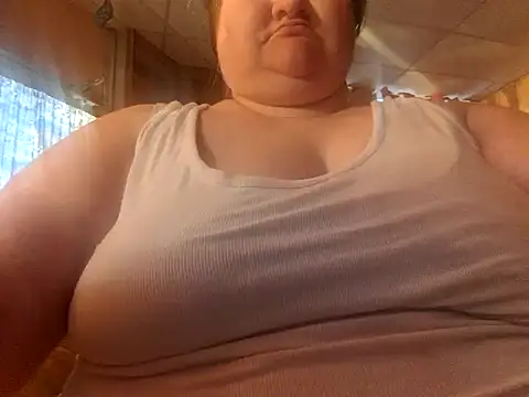 Snapshot of chrissybear84 chatting on 06-24-26, 11:53 chrissybear84 online show from 06-24-26, 11:53