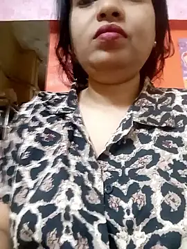 sunita-doll online show from 12-18-25, 01:44