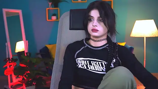 Snapshot of JadeCastle_ chatting on 10-06-25, 05:21 JadeCastle online show from 10-06-25, 05:21