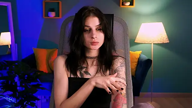 Snapshot of JadeCastle_ chatting on 06-16-26, 03:31 JadeCastle online show from 06-16-26, 03:31