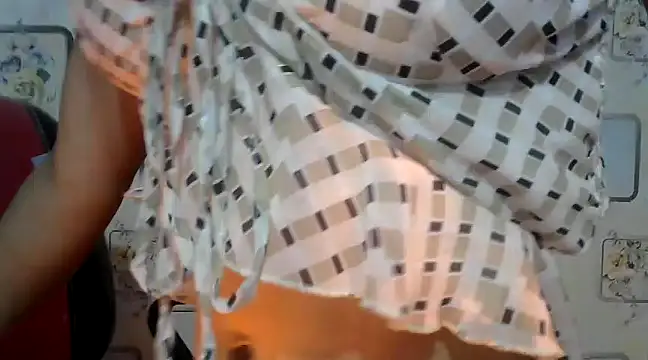 Snapshot of angel_aarna chatting on 01-16-25, 06:27 angel aarna online show from 01-16-25, 06:27