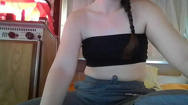 Snapshot of Eleni_Pappa chatting on 05-09-26, 10:20 Eleni Pappa online show from 05-09-26, 10:20