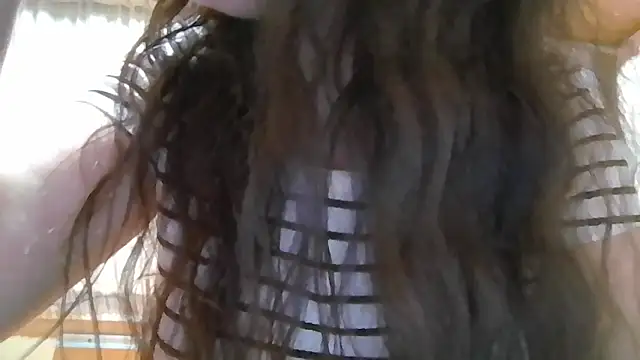 Snapshot of Eleni_Pappa chatting on 05-12-26, 11:57 Eleni Pappa online show from 05-12-26, 11:57