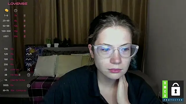 Alicia redfollow online show from 09-28-25, 05:18