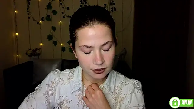 Alicia redfollow online show from 11-24-25, 12:27