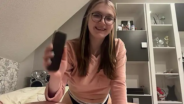 NikaCyberslut online show from 12-24-24, 08:16