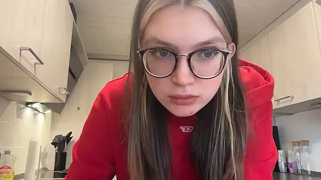 Snapshot of NikaCyberslut chatting on 01-12-25, 11:07 NikaCyberslut online show from 01-12-25, 11:07