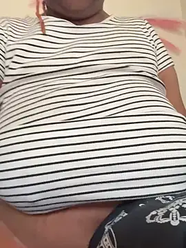 kiaxkiaa online show from 02-18-25, 03:43