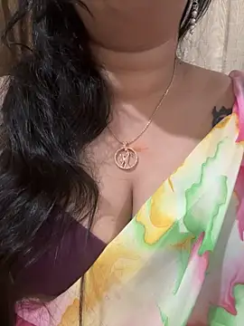 Snapshot of Akhi_Akshaya chatting on 02-10-25, 05:41 Akhi Akshaya online show from 02-10-25, 05:41