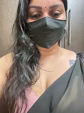 Snapshot of Akhi_Akshaya chatting on 03-08-25, 05:54 Akhi Akshaya online show from 03-08-25, 05:54