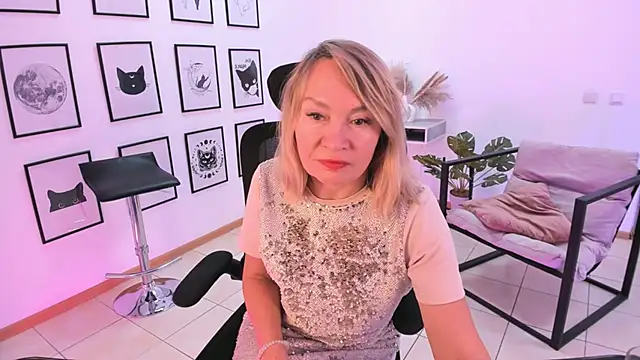 RosalindaFortuna online show from 12-23-24, 07:38