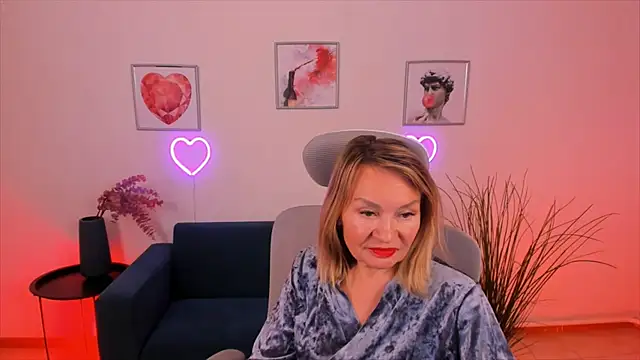 RosalindaFortuna online show from 12-30-24, 12:09