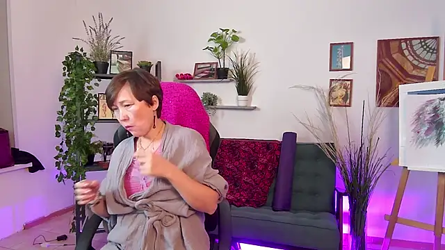 RosalindaFortuna online show from 01-24-25, 02:30