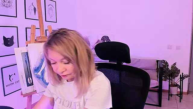 RosalindaFortuna online show from 02-05-25, 10:51