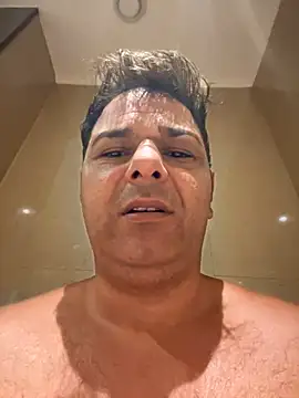 SecretlyDD online show from 03-08-25, 04:34