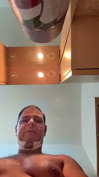 SecretlyDD online show from 02-05-26, 07:57