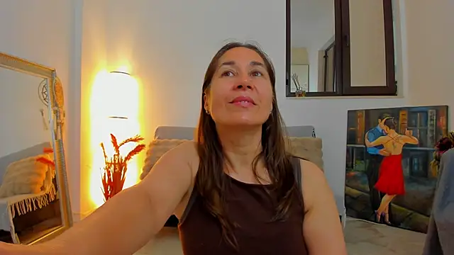 Snapshot of Julya_Anna chatting on 07-13-26, 05:10 Julya Anna online show from 07-13-26, 05:10