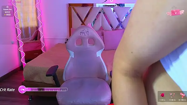 Emilly tay online show from 01-19-25, 02:59