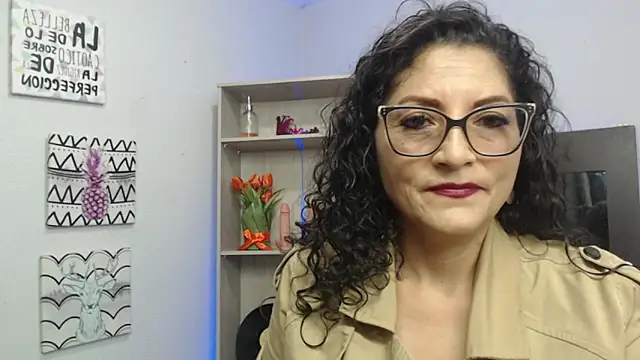 arianna ros3 online show from 01-29-25, 03:15