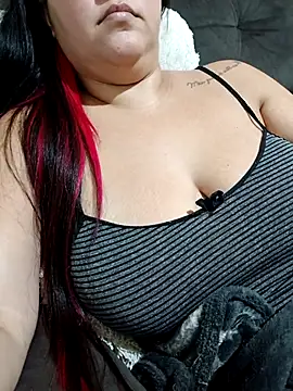 Paolaa hoot online show from 05-16-26, 03:58