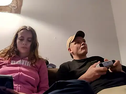 Snapshot of biggnipz chatting on 09-12-25, 09:20 biggnipz online show from 09-12-25, 09:20