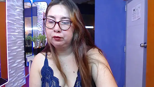 chloe prg online show from 02-21-25, 01:11