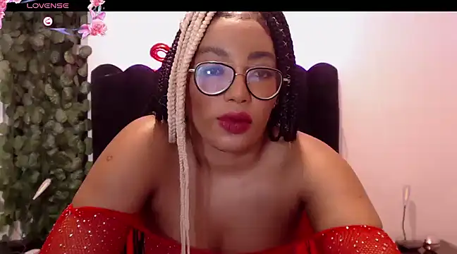 AmyBriiggs online show from 03-05-25, 05:18