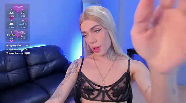 Snapshot of Camillesanto chatting on 12-28-24, 11:48 Camillesanto online show from 12-28-24, 11:48