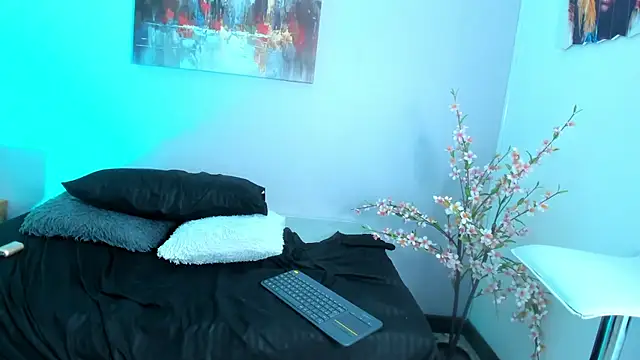 BrithanySummer online show from 01-16-25, 02:19