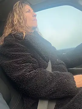 sansan2411 online show from 03-23-26, 07:34