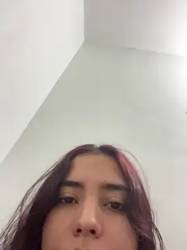 Ema kraus online show from 02-24-26, 01:03