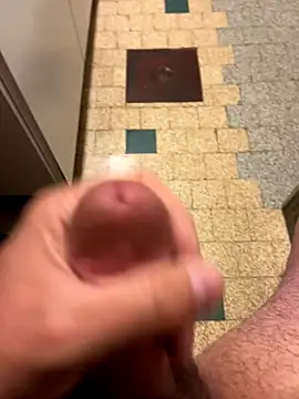 Snapshot of mikiss789 chatting on 10-14-25, 03:07 mikiss789 online show from 10-14-25, 03:07