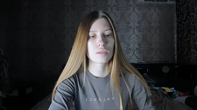 Agnes Allenn online show from 09-25-25, 07:12