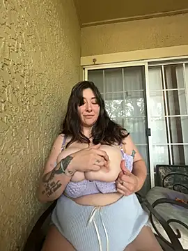 MadelynnMoon online show from 04-22-26, 06:53