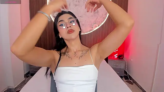 RoseCassie online show from 03-06-26, 01:29