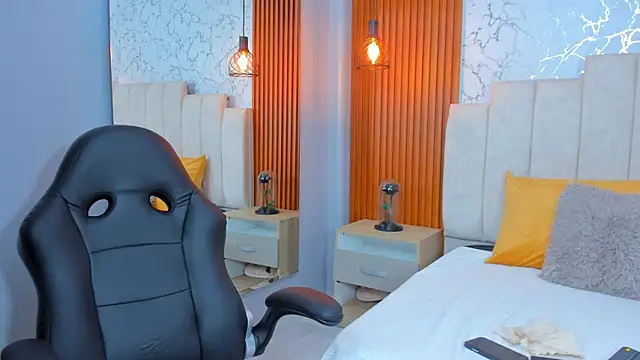 Snapshot of AinaraJimenez chatting on 03-15-25, 03:18 AinaraJimenez online show from 03-15-25, 03:18