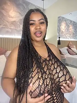 AinaraJimenez online show from 12-17-25, 06:47