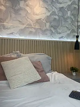 Snapshot of AinaraJimenez chatting on 02-15-26, 08:05 AinaraJimenez online show from 02-15-26, 08:05