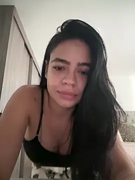 Sara Leblanc online show from 01-01-25, 07:32