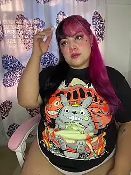 Snapshot of Pinky-Flower chatting on 01-14-25, 11:05 Pinky-Flower online show from 01-14-25, 11:05