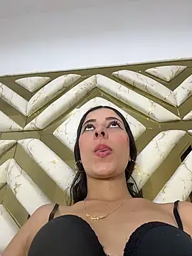 evaFiore online show from 02-24-26, 08:29