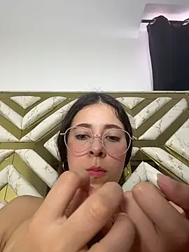 Snapshot of evaFiore chatting on 07-12-26, 07:16 evaFiore online show from 07-12-26, 07:16