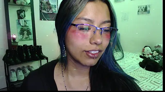 Snapshot of Katta_ossa chatting on 09-13-25, 11:15 Katta ossa online show from 09-13-25, 11:15